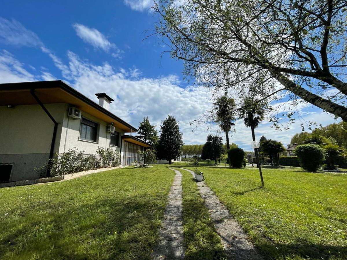 Palazzolo dello Stella B&B Da Leone מראה חיצוני תמונה